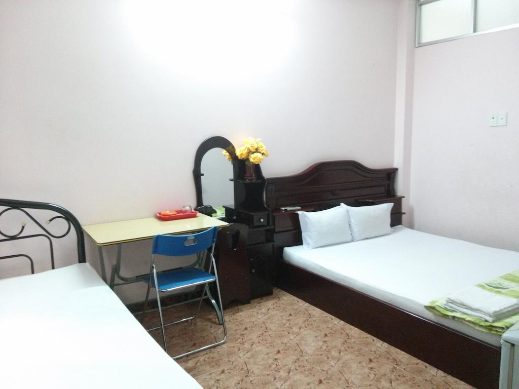 Ngoc Han Hotel Ho Chi Minh City Exterior photo