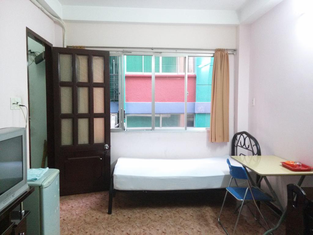 Ngoc Han Hotel Ho Chi Minh City Exterior photo