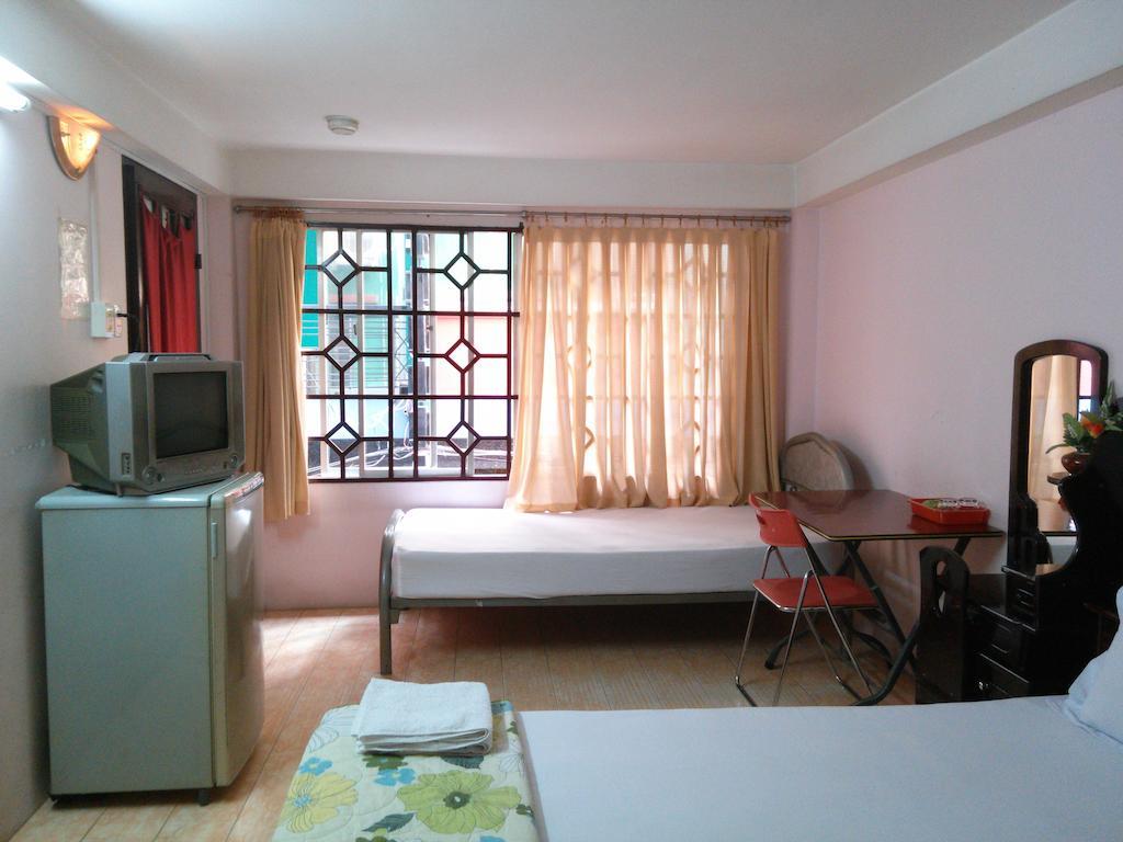 Ngoc Han Hotel Ho Chi Minh City Exterior photo